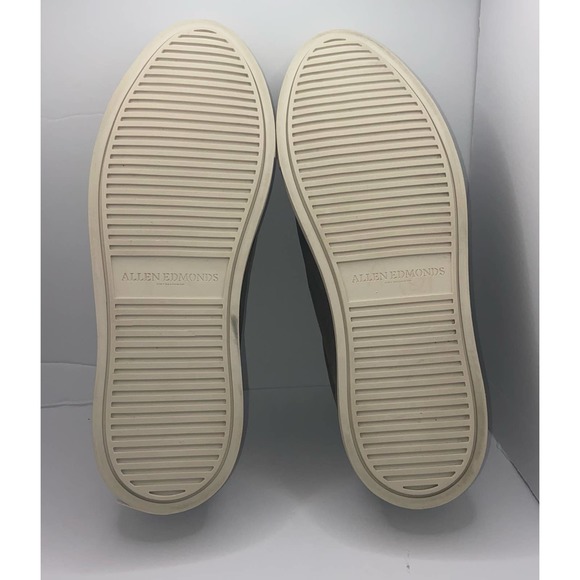 Allen Edmonds Gray Oxfords Mens - Size 12  (W) - Picture 11 of 12